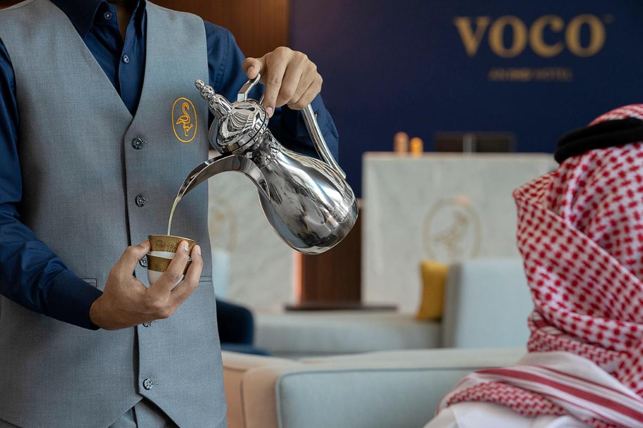 Отель Voco Al Khobar By Ihg Экстерьер фото Arabic coffee being served